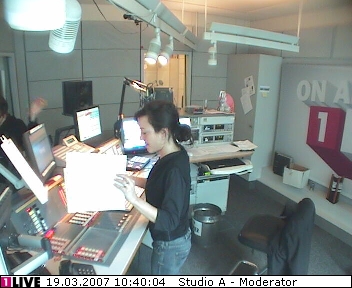 mp_1live_070319_22.jpg