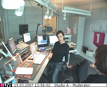 mp_1live_070319_81.jpg