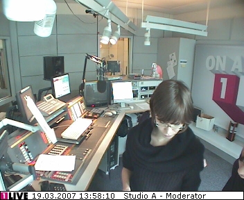 mp_1live_070319_82.jpg