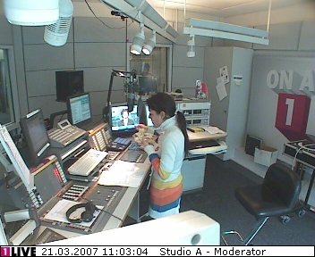 mp_1live_070321_30.jpg