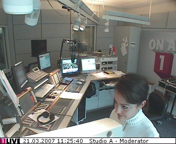 mp_1live_070321_33.jpg