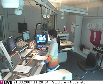 mp_1live_070321_34.jpg