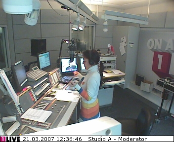 mp_1live_070321_35.jpg