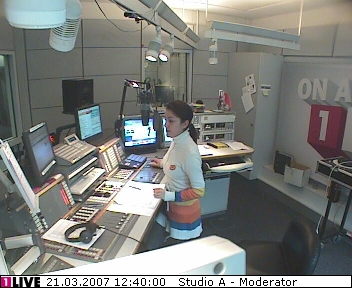 mp_1live_070321_36.jpg