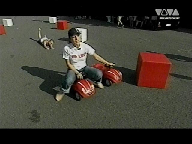 vivainside040819_24.jpg