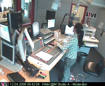 mp_1live_060412_39.jpg