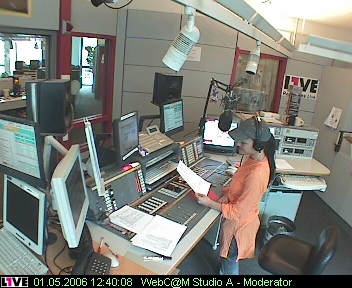 mp_1live_060501_04.jpg