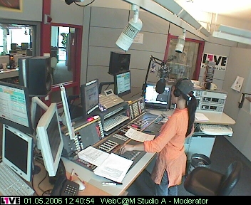 mp_1live_060501_05.jpg