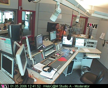 mp_1live_060501_07.jpg