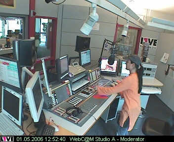 mp_1live_060501_24.jpg