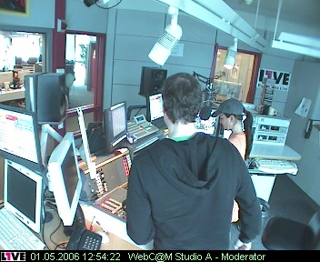 mp_1live_060501_29.jpg