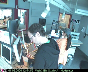 mp_1live_060501_31.jpg