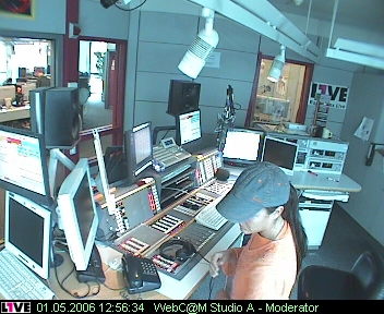 mp_1live_060501_37.jpg