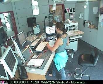 mp_1live_060808_71.jpg