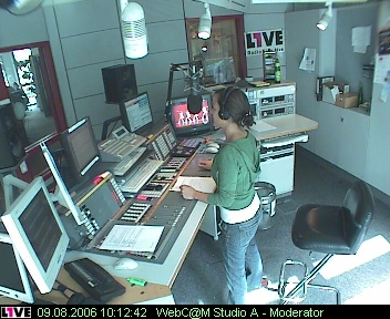 mp_1live_060809_037.jpg