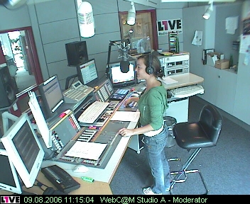 mp_1live_060809_093.jpg