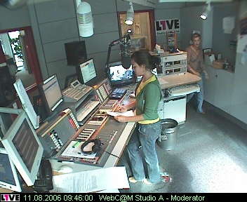 mp_1live_060811_043.jpg