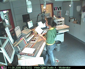 mp_1live_060811_050.jpg