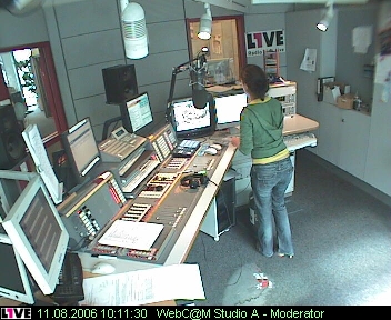 mp_1live_060811_051.jpg