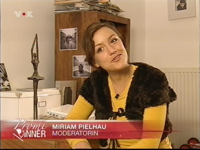 mp_promidinner050827_168.jpg
