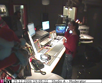 mp_1live_061225_126.jpg
