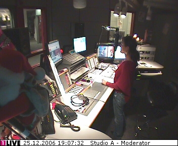 mp_1live_061225_127.jpg