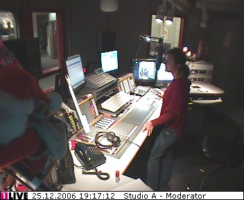 mp_1live_061225_133.jpg