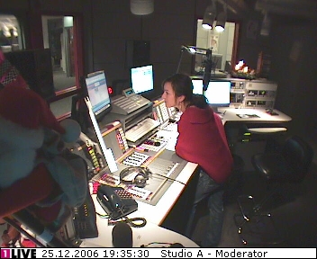mp_1live_061225_140.jpg