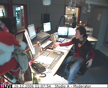 mp_1live_061226_58.jpg