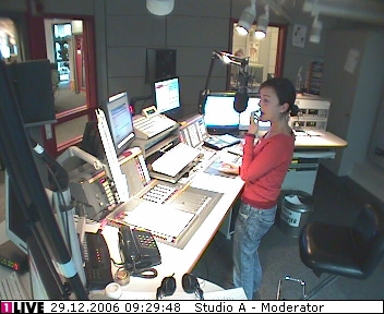 mp_1live_061229_03.jpg