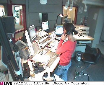 mp_1live_061229_08.jpg