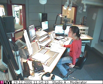 mp_1live_061229_09.jpg