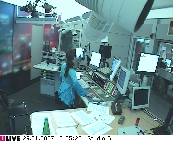 mp_1live_070129_003.jpg