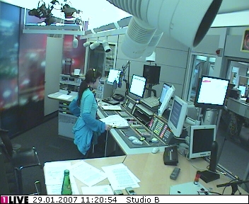 mp_1live_070129_055.jpg