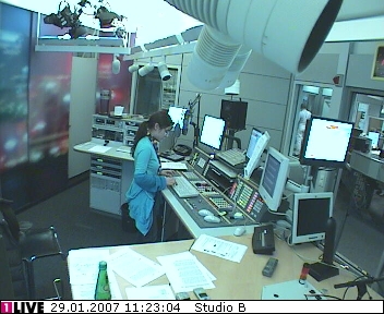 mp_1live_070129_057.jpg