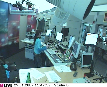 mp_1live_070129_080.jpg
