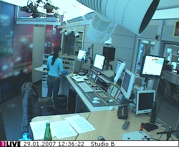 mp_1live_070129_099.jpg
