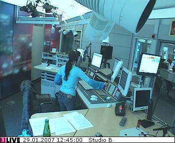 mp_1live_070129_107.jpg