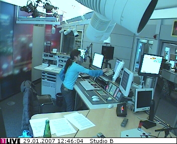 mp_1live_070129_108.jpg