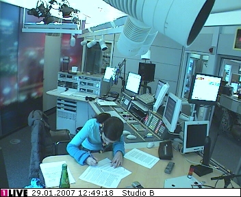 mp_1live_070129_111.jpg