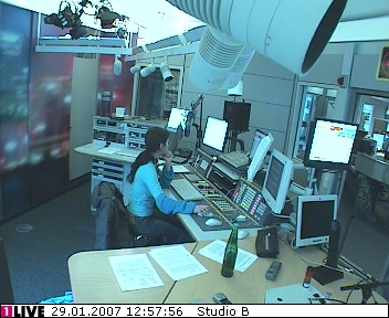 mp_1live_070129_119.jpg