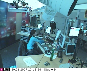 mp_1live_070129_138.jpg