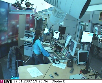 mp_1live_070129_140.jpg