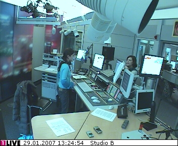 mp_1live_070129_144.jpg