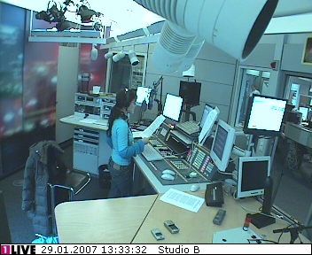 mp_1live_070129_152.jpg