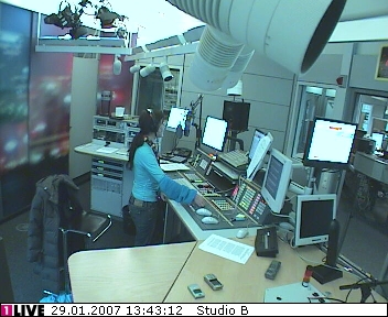 mp_1live_070129_160.jpg