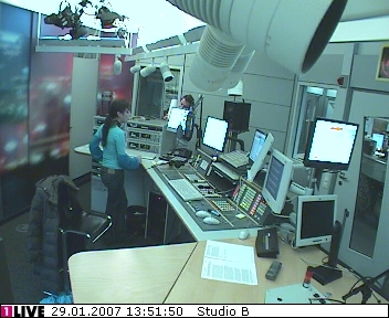 mp_1live_070129_168.jpg