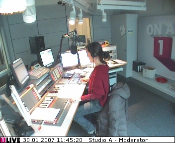 mp_1live_070130_058.jpg