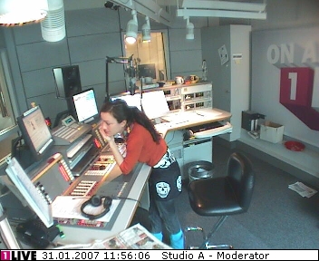 mp_1live_070131_075.jpg