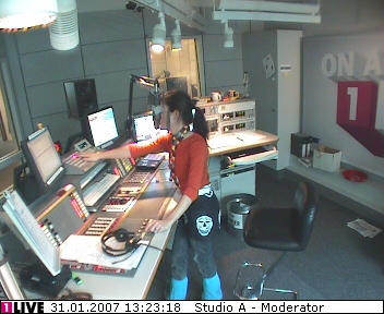 mp_1live_070131_147.jpg
